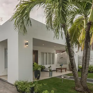 3* Pensión Providence Breeze